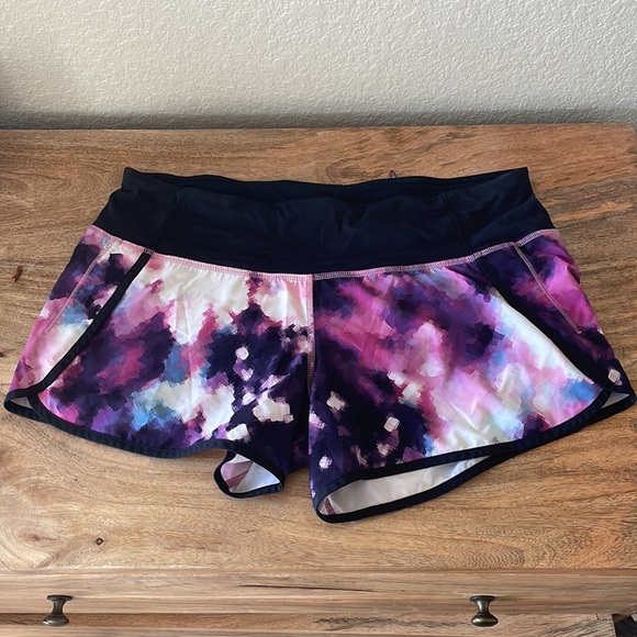 Lululemon size 8 multi colored speed ups - Picture 2 of 3